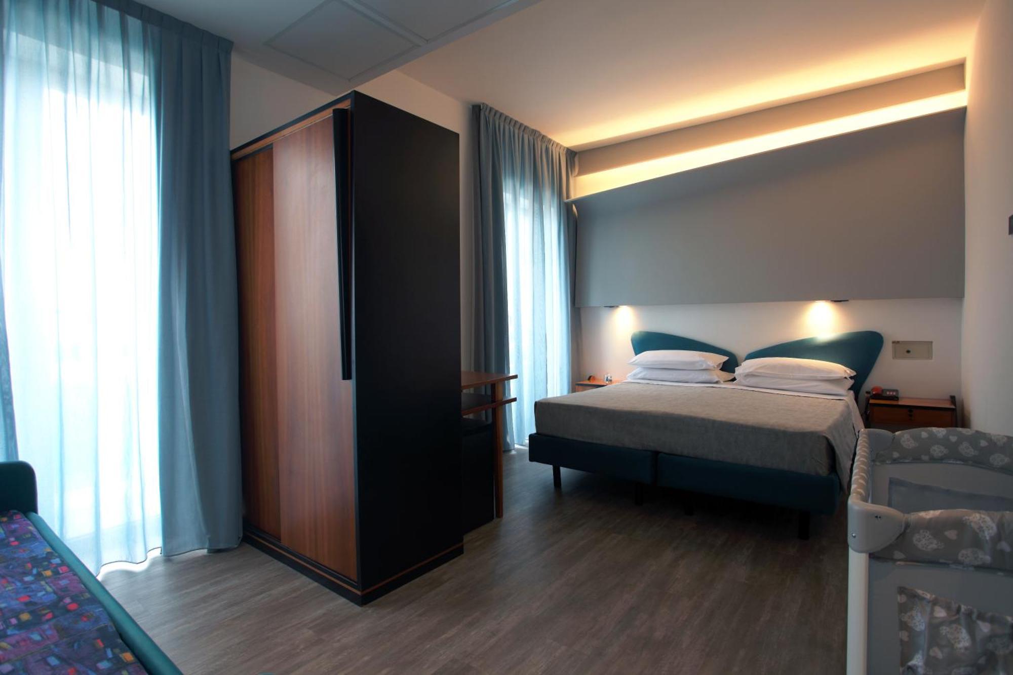 Hotel Ali D'Oro Rimini Ngoại thất bức ảnh